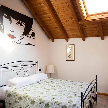 Appartement Pop Art - Apartment With Private Garden